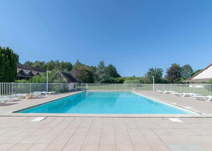 Mercure Auxerre Autoroute Du Soleil