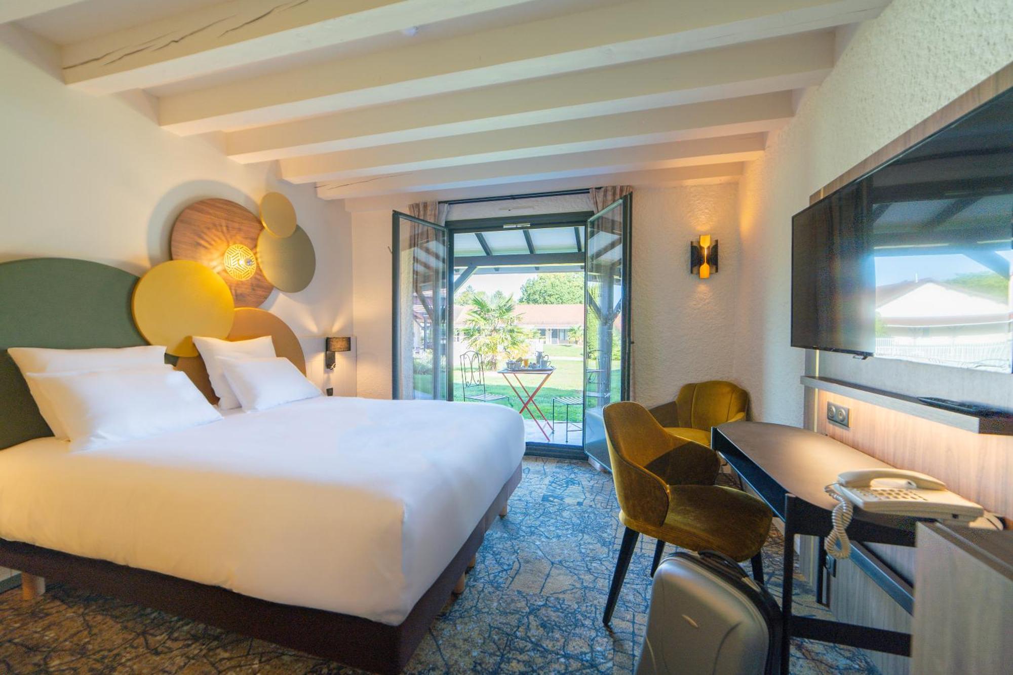 Mercure Auxerre Autoroute Du Soleil 4*