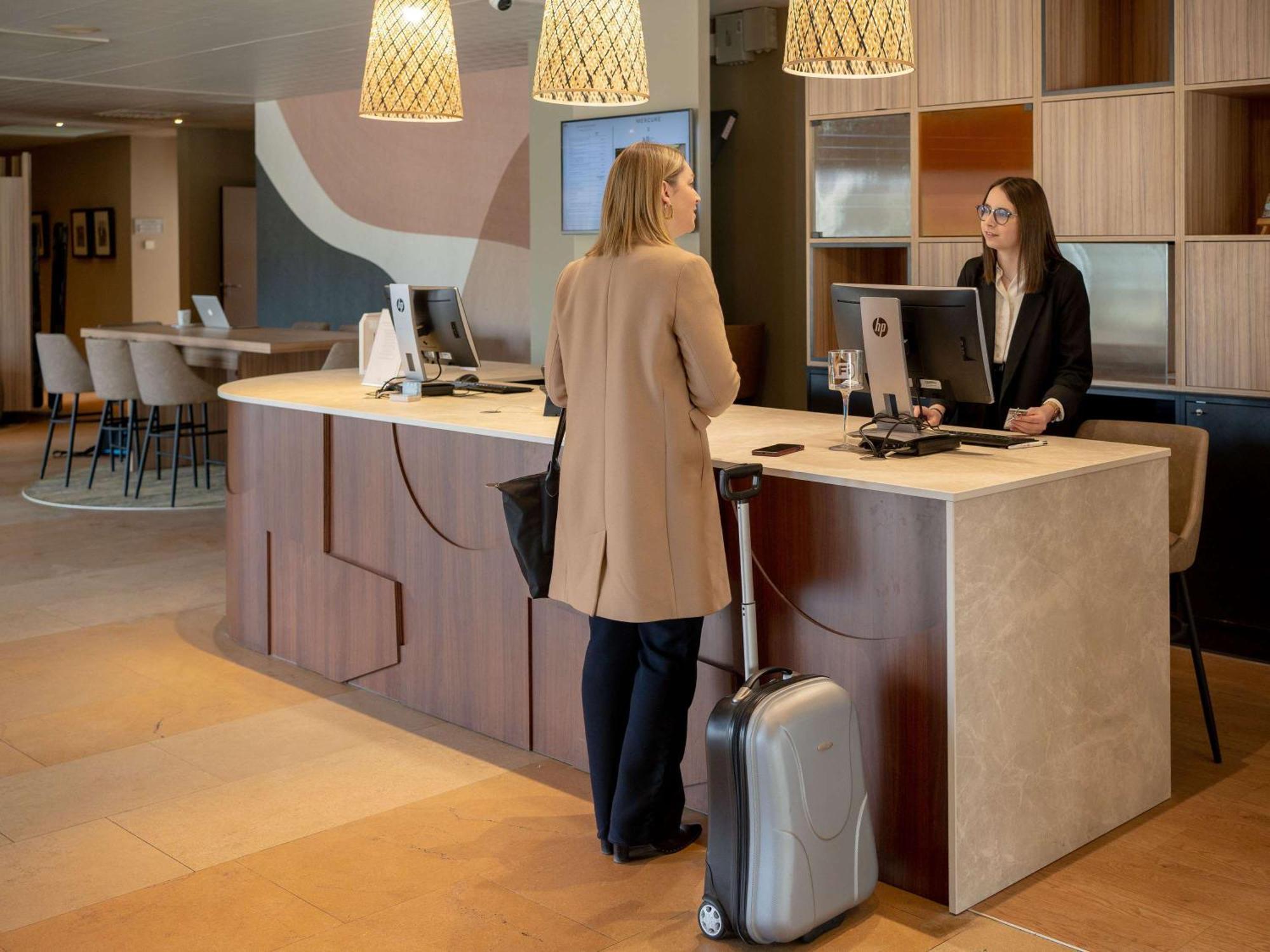Mercure Auxerre Autoroute Du Soleil Hotel Appoigny