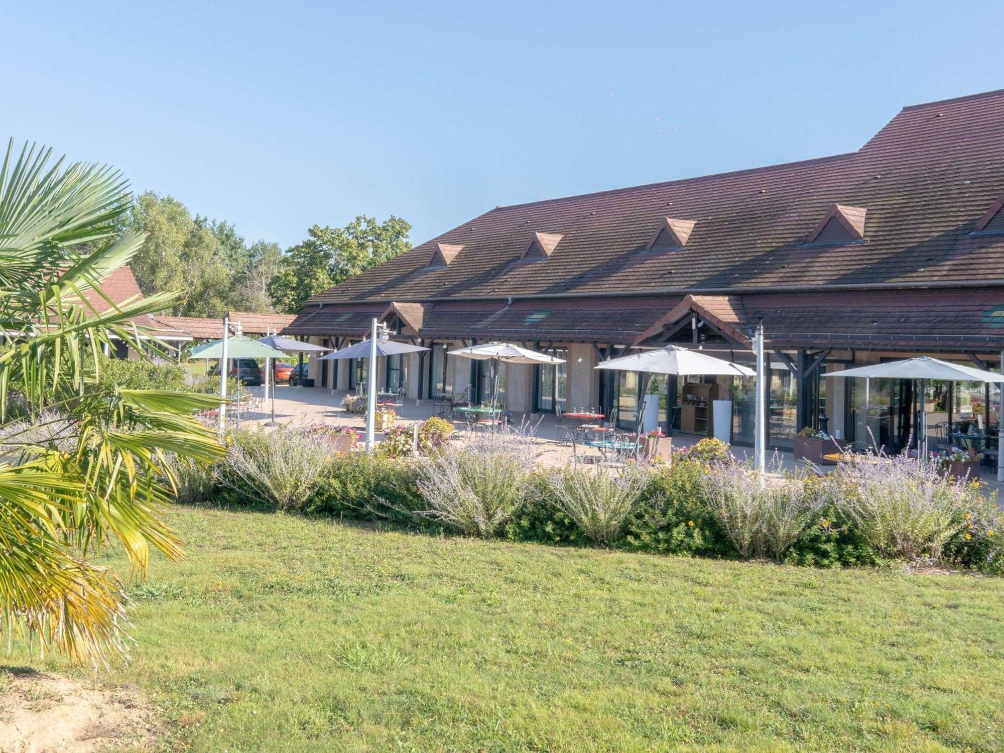 Mercure Auxerre Autoroute Du Soleil Hotel